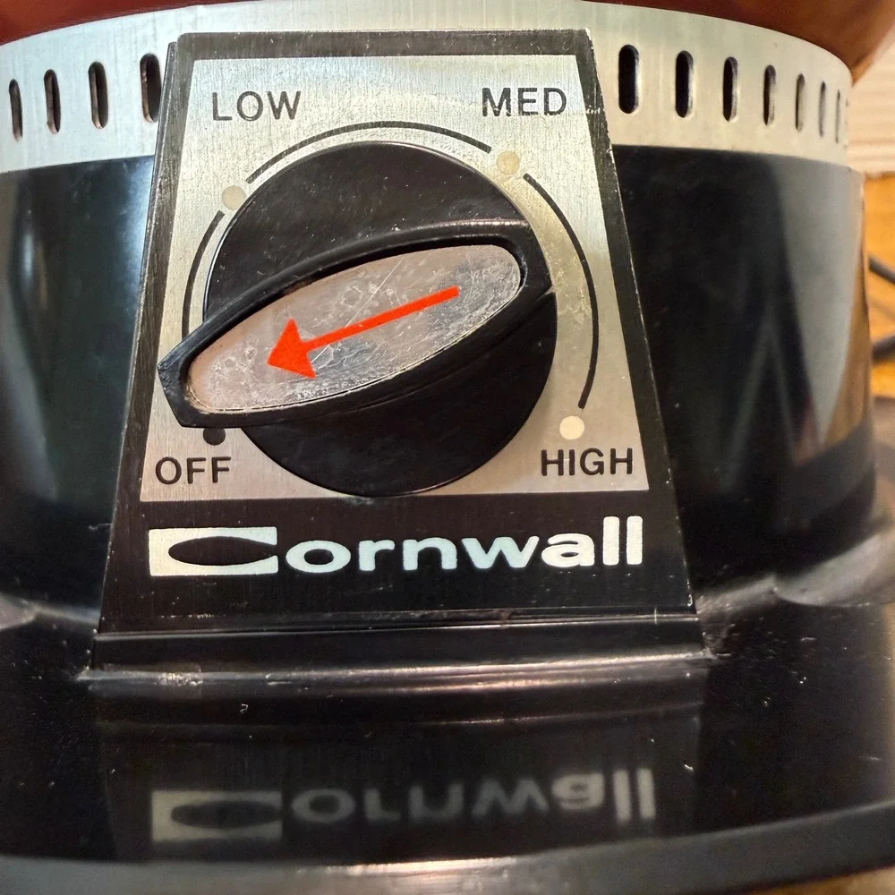 Vtg Cornwall Red Electric Fondue Pot Set‎ Model 5234 Made in USA 4 Forks Hippie
